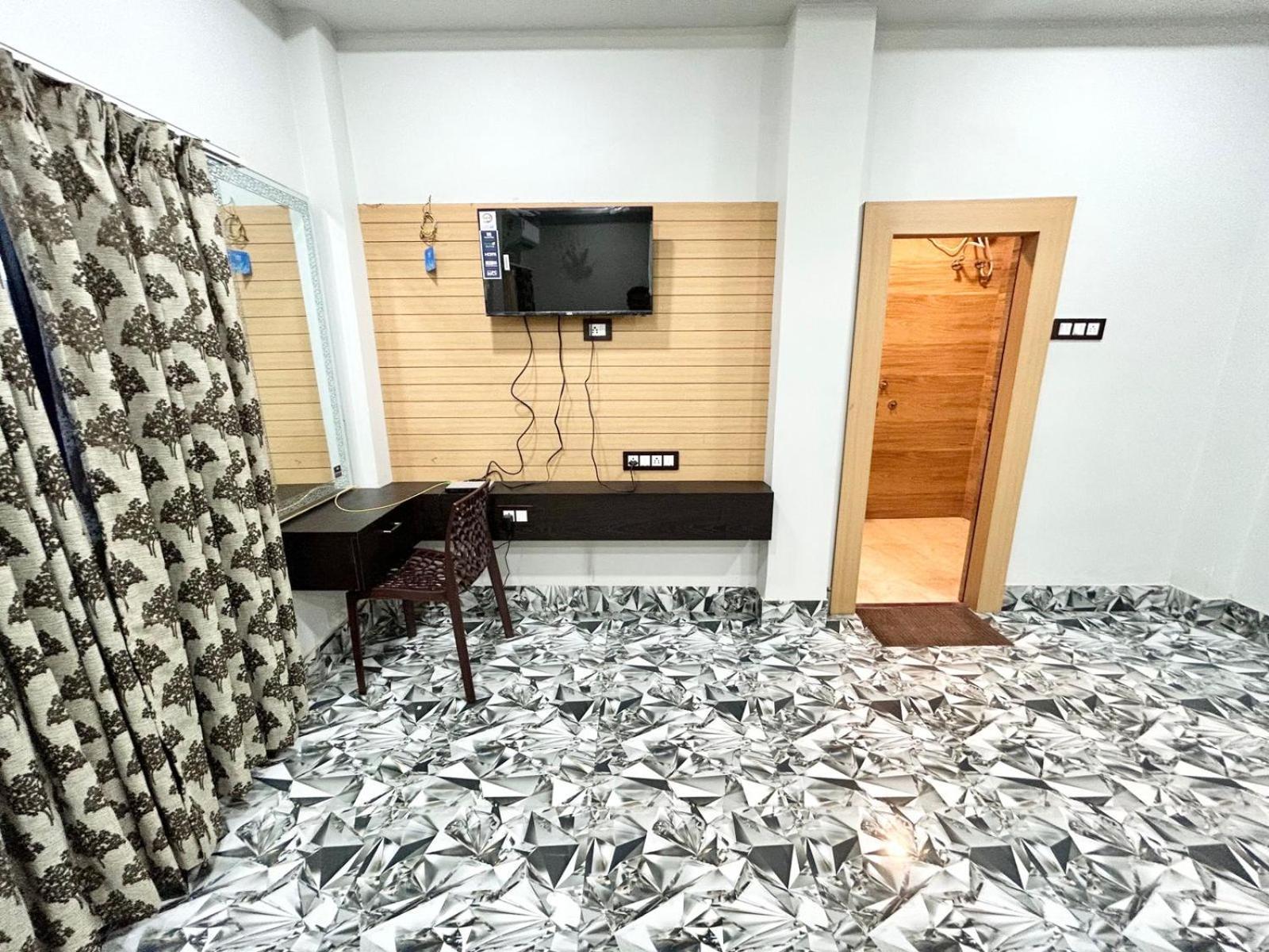 Palli Bangla Resort, Near Ruby Hospital, Anandapur Kalkutta Kültér fotó