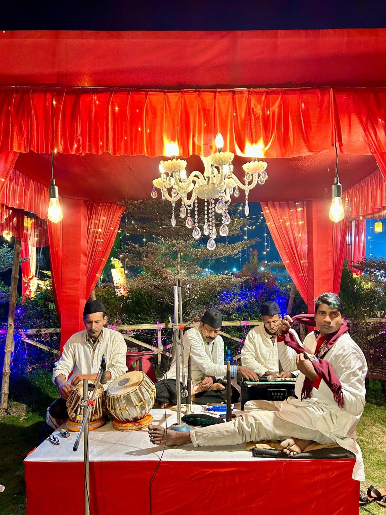 Palli Bangla Resort, Near Ruby Hospital, Anandapur Kalkutta Kültér fotó