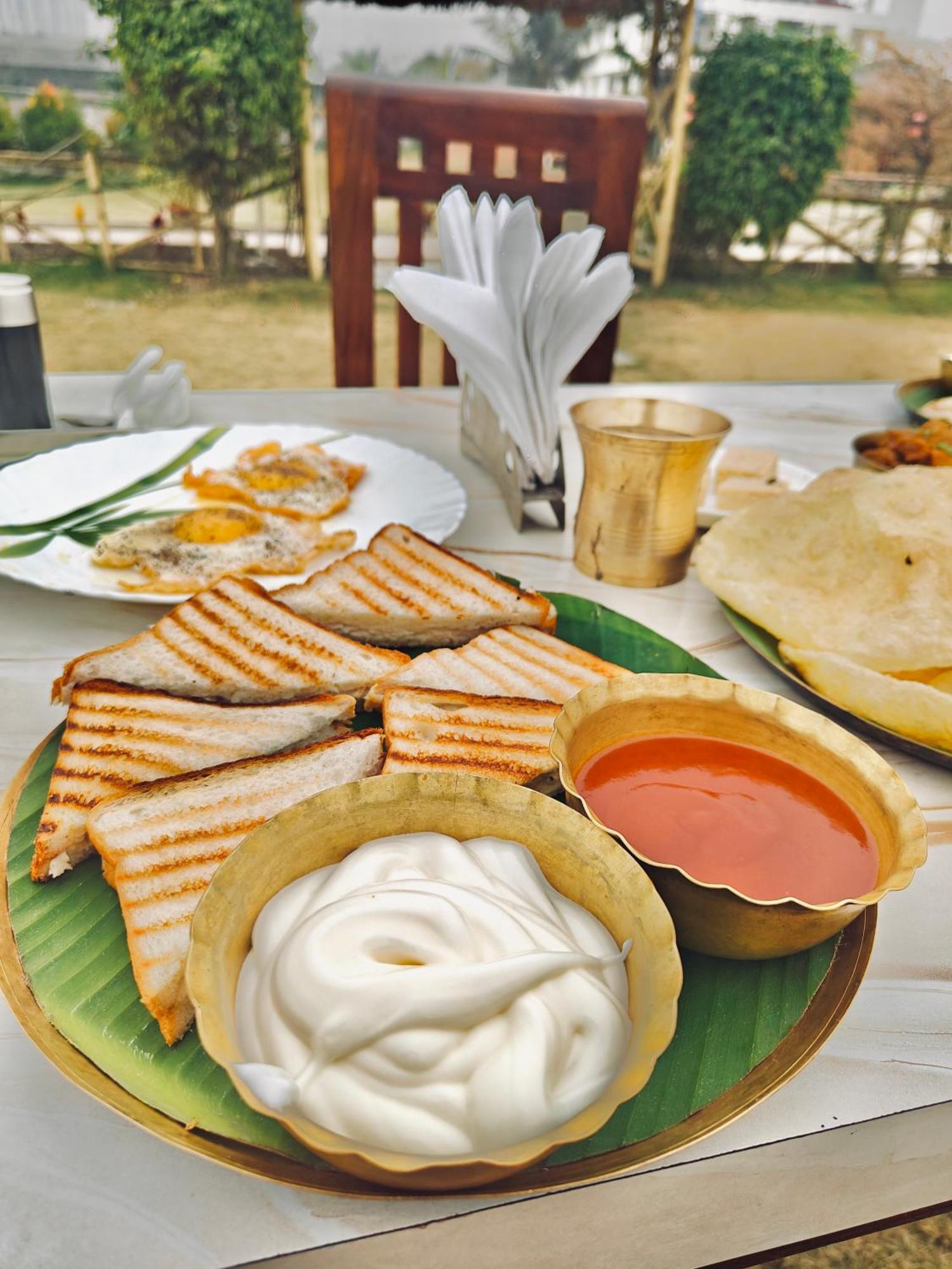 Palli Bangla Resort, Near Ruby Hospital, Anandapur Kalkutta Kültér fotó